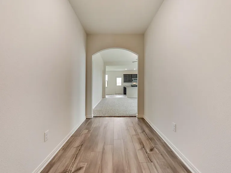 833 Serena Dr — Photo 11