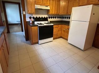 180 Calumet St #1, Boston, MA 02120