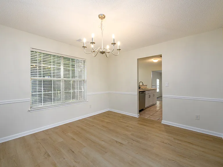 4827 Snap Creek Ln — Photo 11