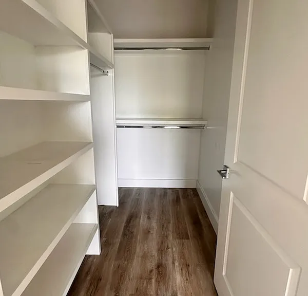 387 Park St — Photo 14