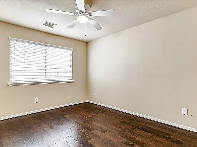 22119 Cassini Ct — Photo 32