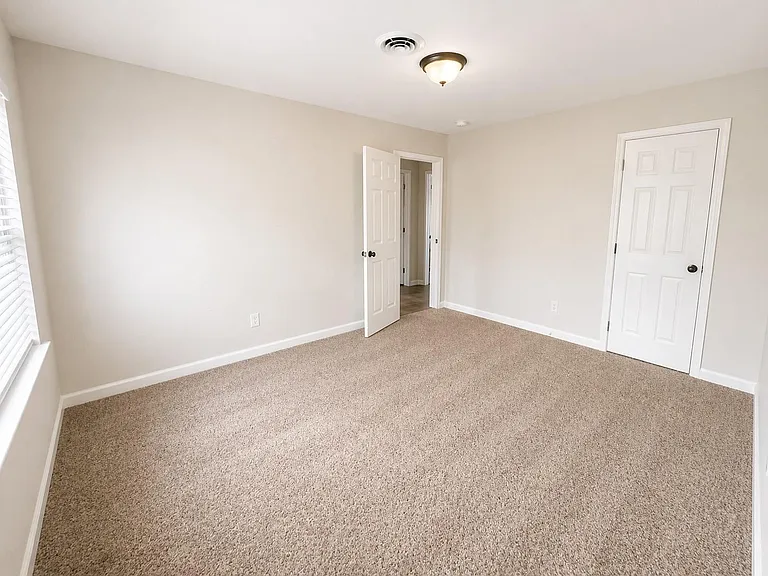 12318 Braewick Dr — Photo 10