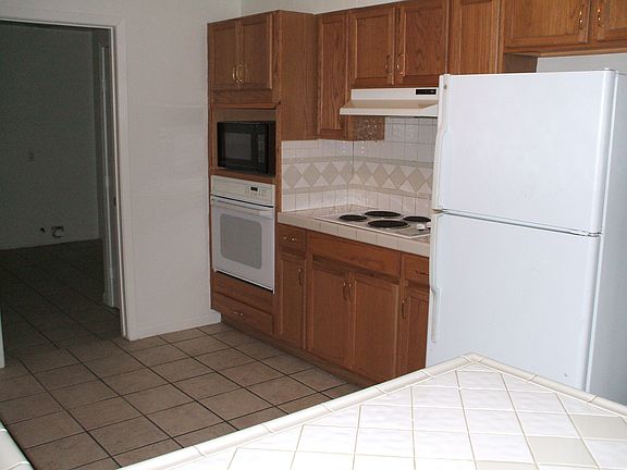 2nd image of 418 Clearview Dr