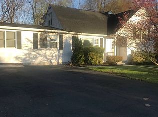 61 Villa Rd, Pearl River, NY 10965