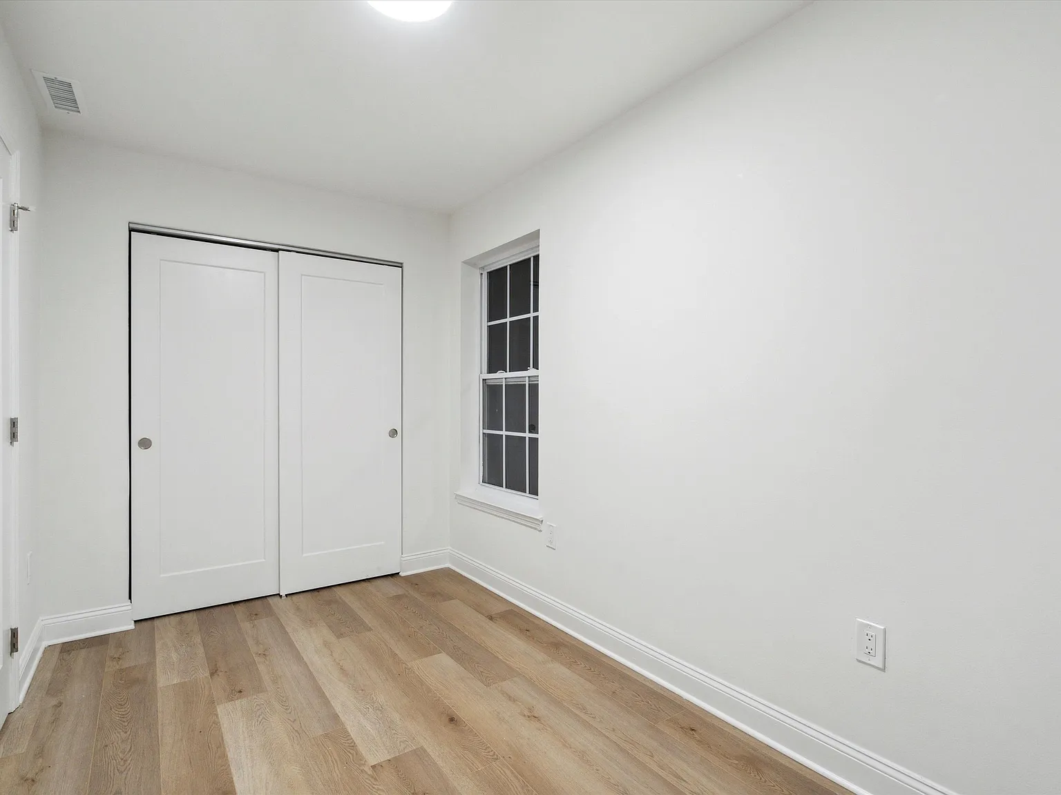 1833 N 18TH ST Unit B — Photo 3