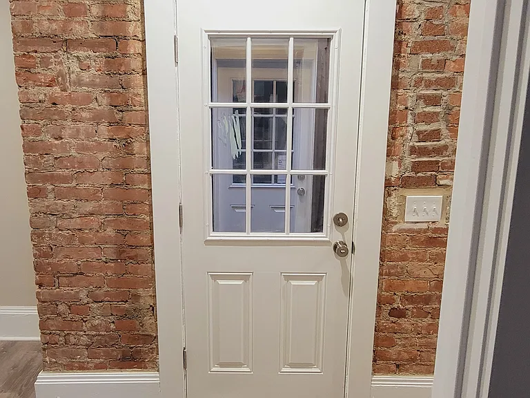 5015 Detroit Ave #1 — Photo 4