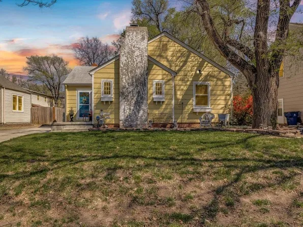 242 N Bleckley Dr, Wichita, KS 67208