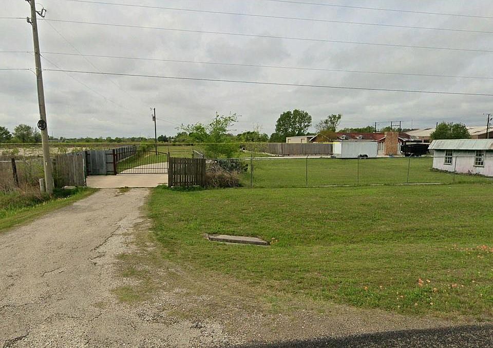 1st image of 25934 State Highway 6 S