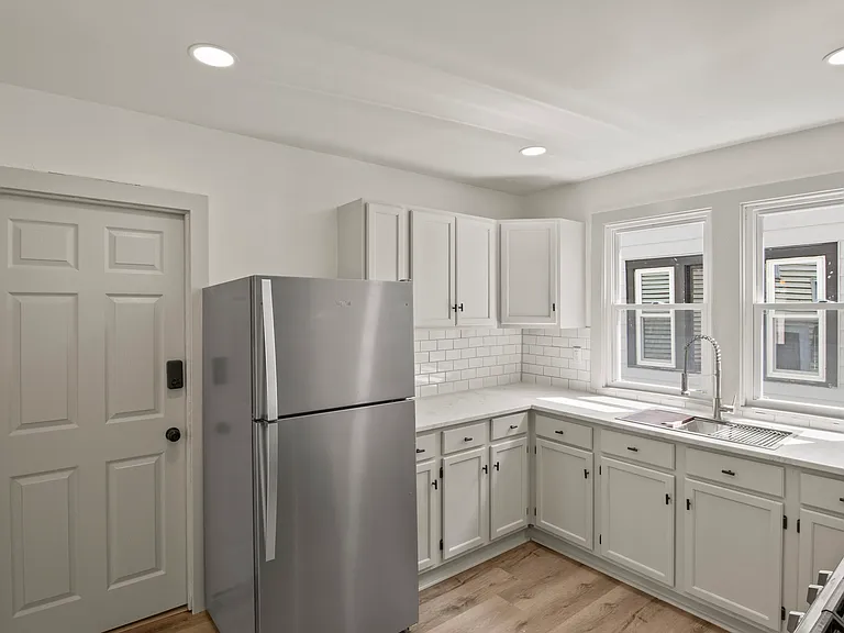 211 Tacoma Ave #1 — Photo 12