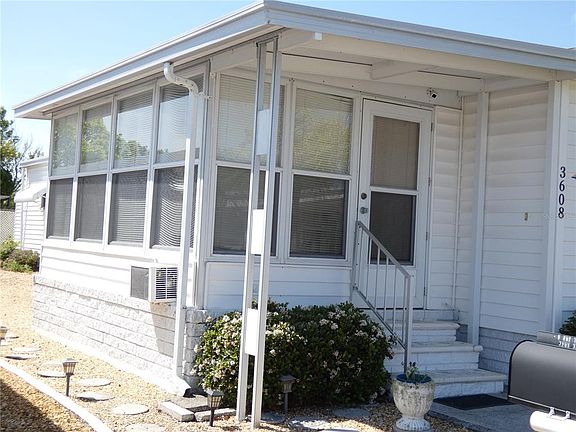 3rd image of 3608 Tiki Dr
