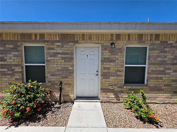 2nd image of 5005 N Hiawatha Dr #2