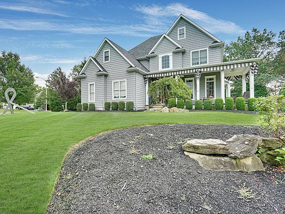 4th image of 2412 Village Green Ct