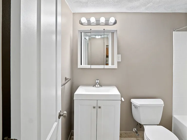 Landings on the Trail Apartment Homes — Photo 21