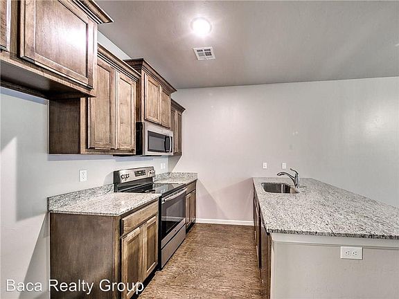 5th image of 4712 Loch Ln