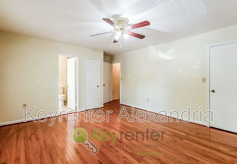 8239 Doctor Craik Ct — Photo 12