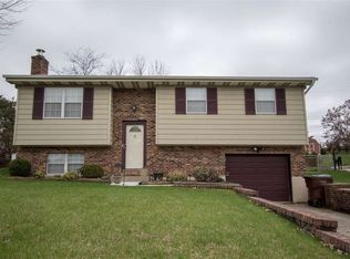 8433 Village Dr, Florence, KY 41042