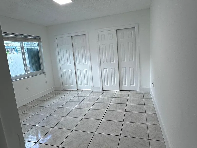 1864 NW 27th St — Photo 10