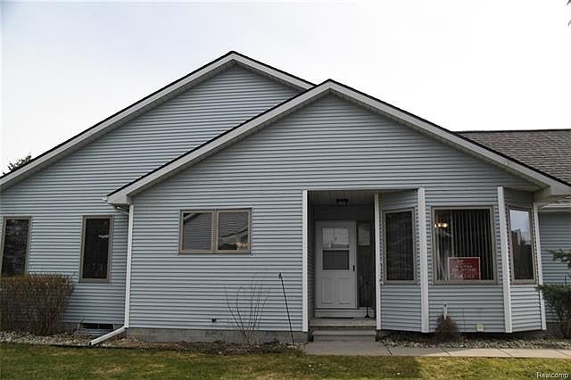 1st image of 1075 Julie Dr