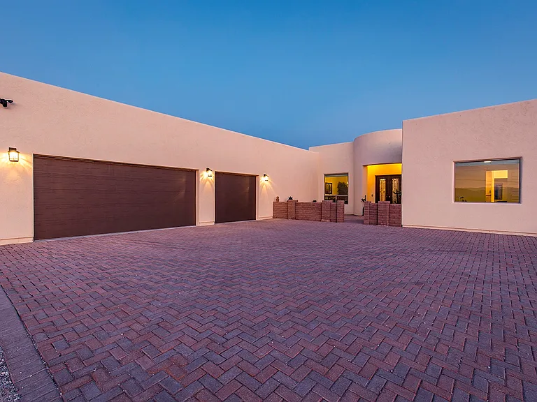 E Andrada Rd — Photo 1