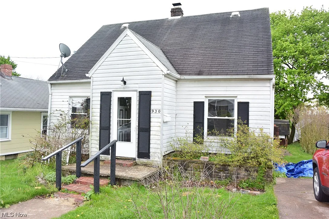 930 Wilbur Ave photo 1