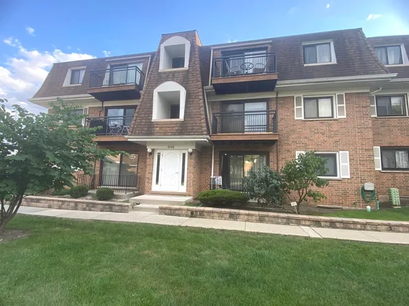 4146 Cove Ln APT D, Glenview, IL 60025