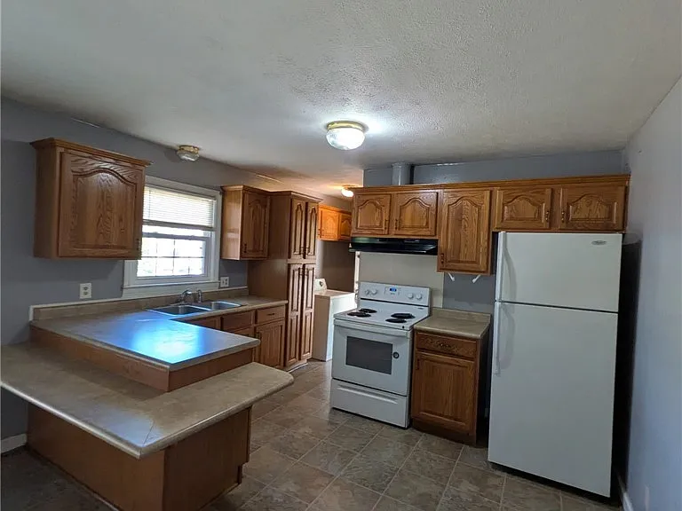 1403 Mack St — Photo 11
