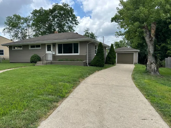 26 Gregory Ln, Hamilton, OH 45013