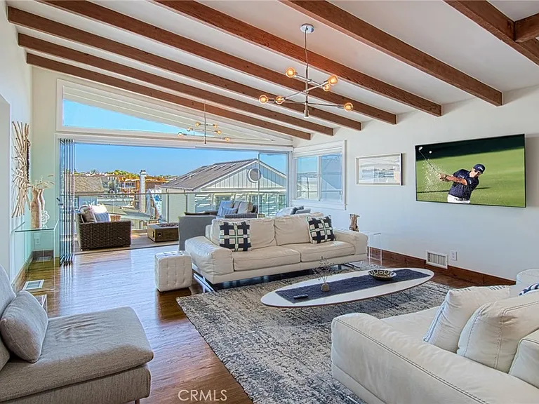 308 Poppy Ave — Photo 10