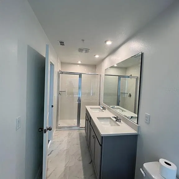 11915 Sunsail Ave — Photo 15