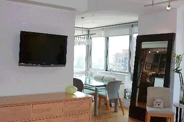 Sold by Corcoran | media 7