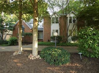 2671 Radford St NW, North Canton, OH 44720
