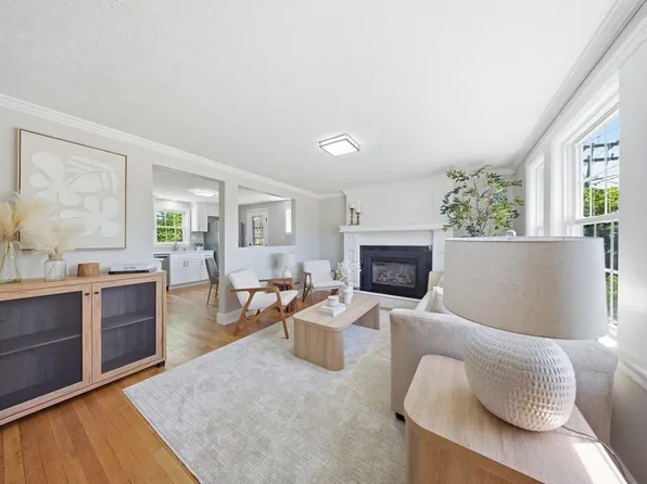 130 Dean St, Norwood, MA 02062