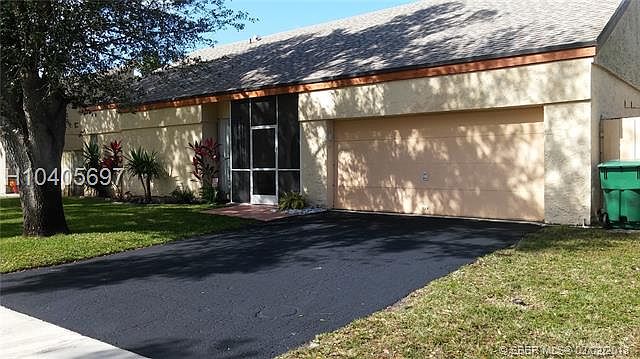 1st image of 9001 Crescent Dr