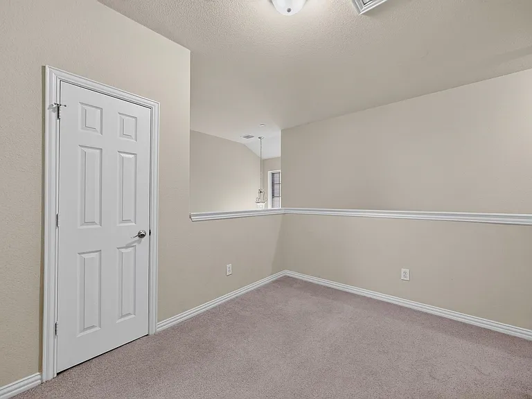 8712 San Bernard St — Photo 23