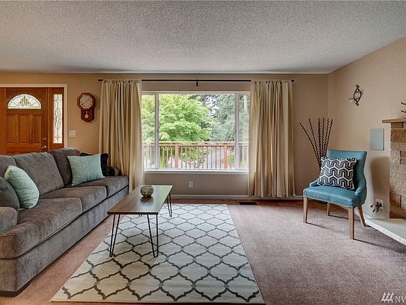 4th image of 629 43rd Ave SW