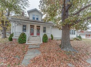 304 W Mascoutah St, Okawville, IL 62271