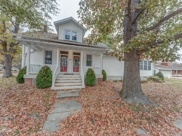 304 W Mascoutah St, Okawville, IL 62271