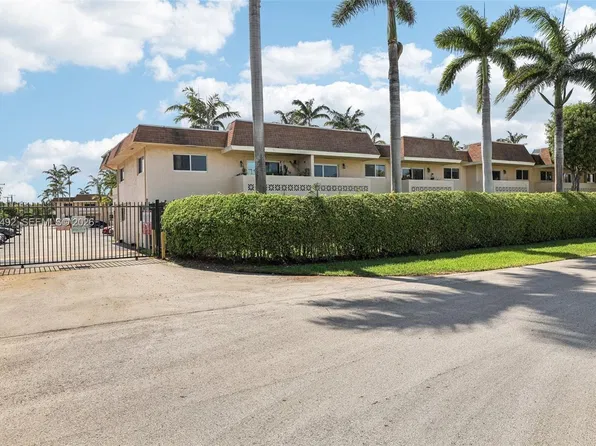 14500 SW 88th Ave, Palmetto Bay, FL