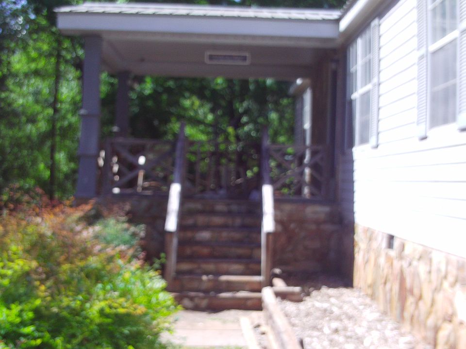 Entrance to front Door 