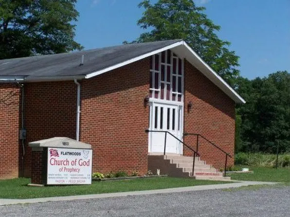 2088 Old Fincastle Rd, Fincastle, VA 24090