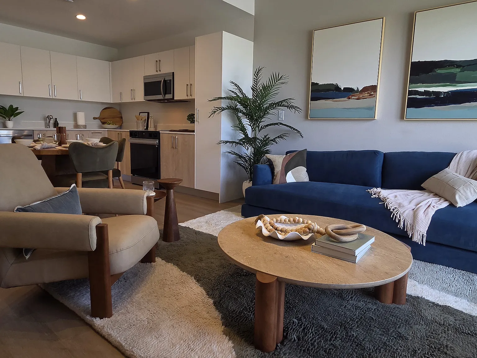 1 bed, 749 sqft, $2,399 — Photo 3