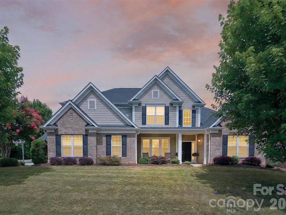 1st image of 10601 Waxhaw Manor Dr