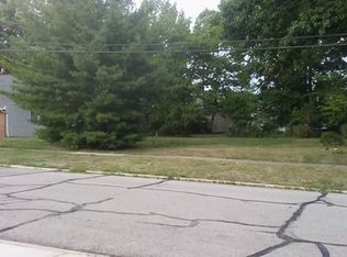 419 E 319th St, Willowick, OH 44095