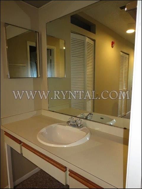 1st image of 1937 Panama Dr APT 1