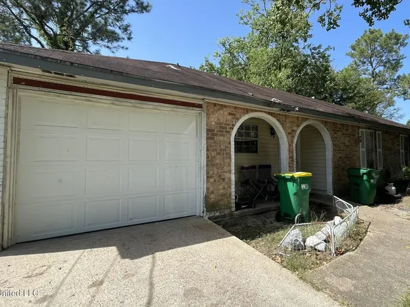 4224 Mimosa Dr, Moss Point, MS 39562