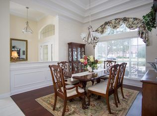 8239 Persimmon Hill Ln, Jacksonville, FL 32256