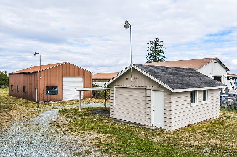 2nd image of 9939 Padilla Heights Road