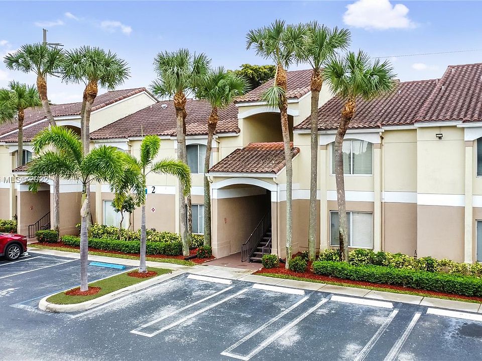 1st image of 815 W Boynton Beach Blvd APT 2204
