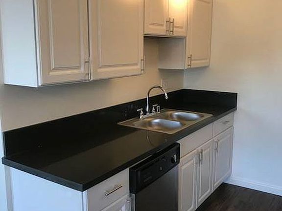 3rd image of 5623 Meridian St APT 9