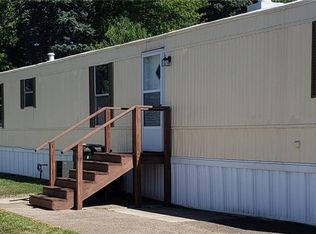 2709 Ganzer Ln, Erie, PA 16506